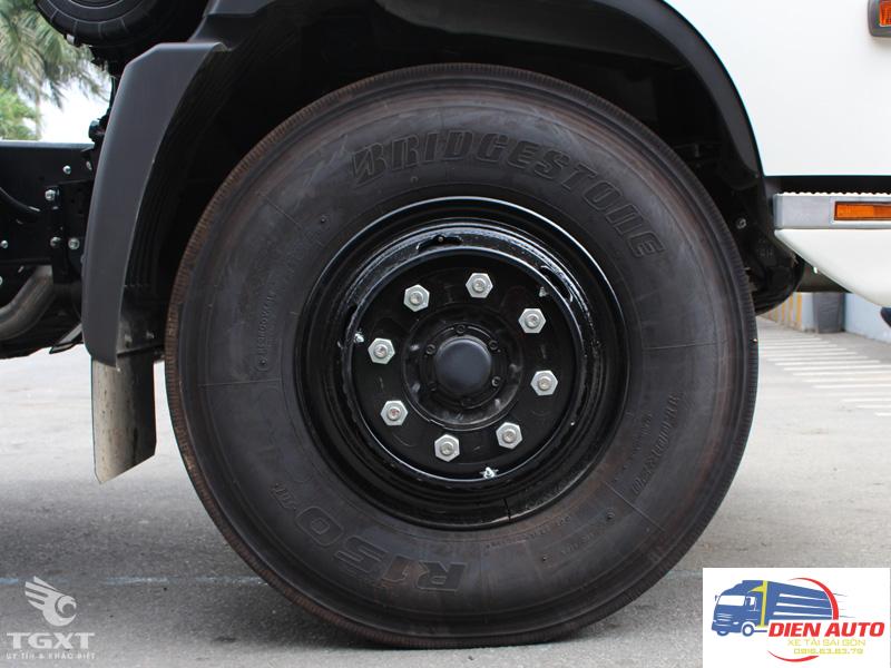Xe Tải Hino FL8JTSL 15 Tấn Thùng Kín