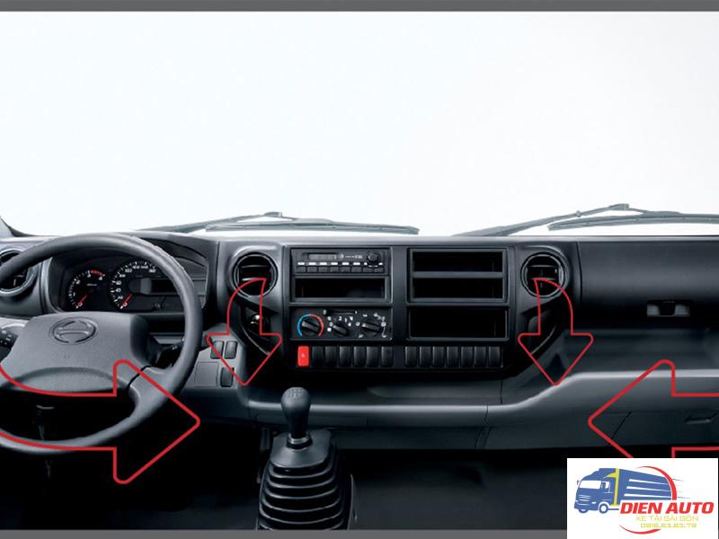 Xe Tải Hino XZU710L 2T2 Thùng Bảo Ôn