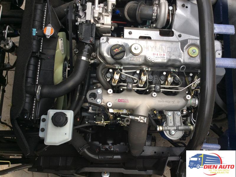 Xe Cẩu Hyundai HD700 6 Tấn Gắn Cẩu Tadano 3 Tấn 4 Khúc