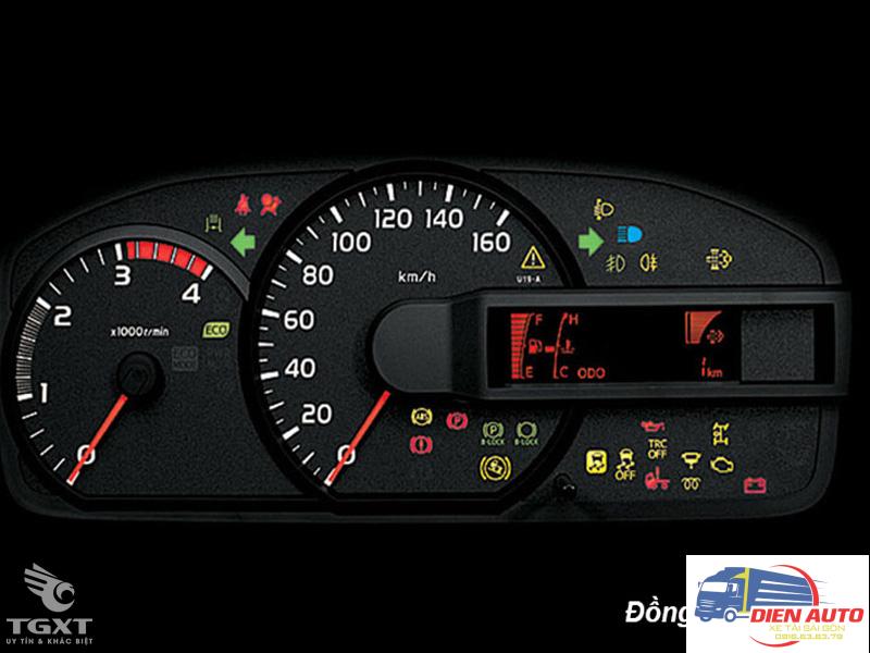 Xe Tải Hino FL8JW7A 15 Tấn Thùng Bạt