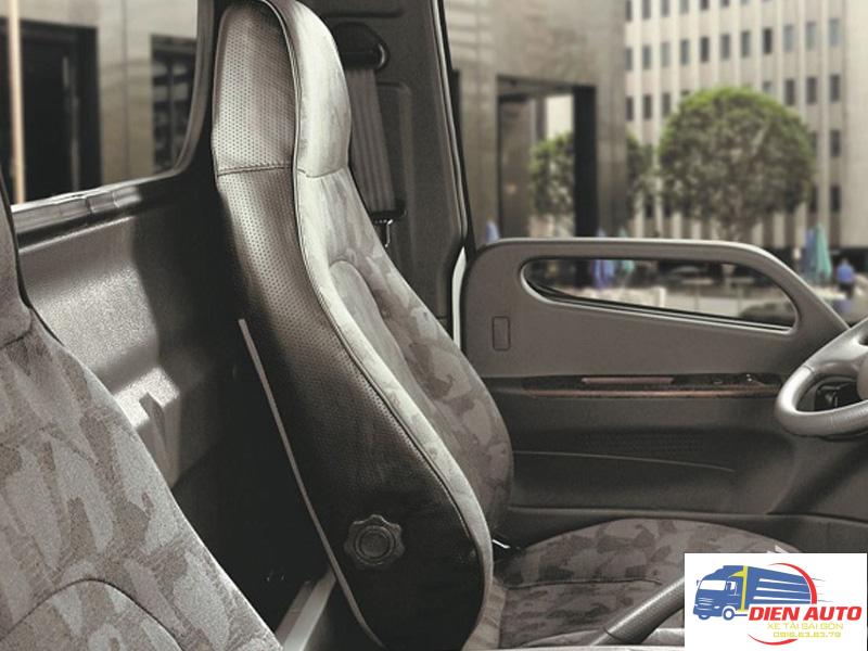 Xe Tải Hyundai New Mighty 75S 4 Tấn Thùng Kín