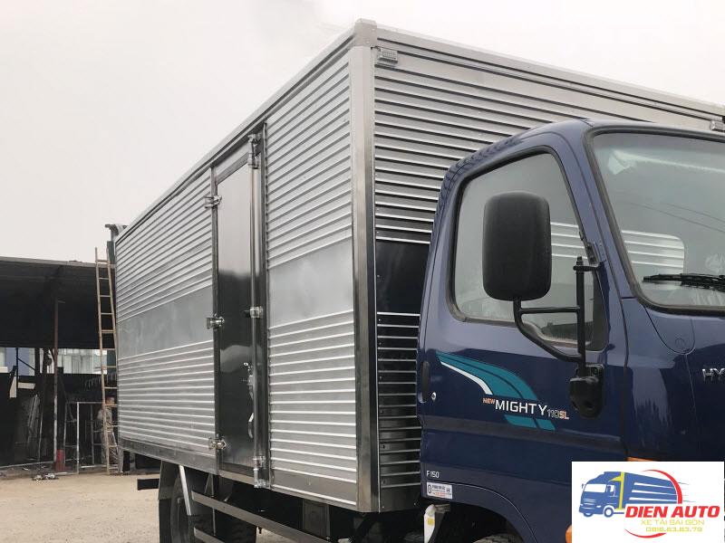 Xe Tải Hyundai New Mighty 110SL 7 Tấn Thùng Bạt