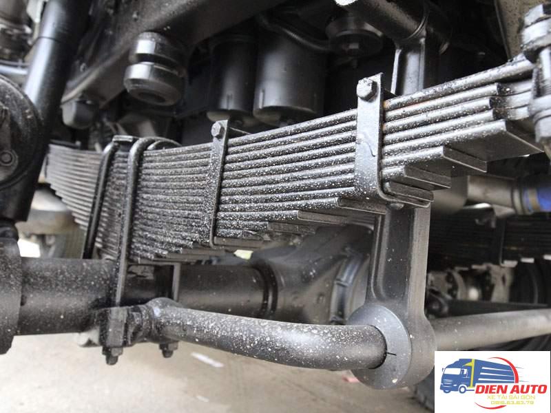 Xe Đầu Kéo Kamaz 360Hp 3 Cầu 6x6 - 65225