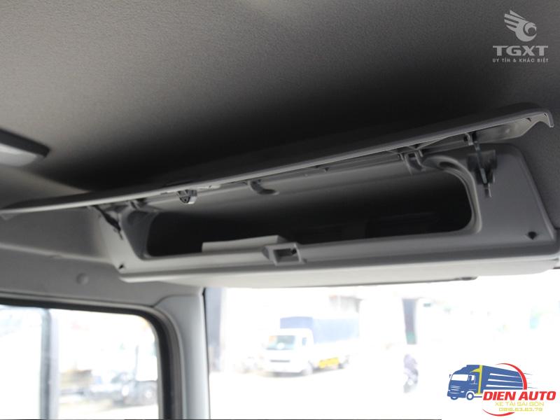 Xe Tải Hino FC9JNTC 5T2 Chở Pallet Chứa Cấu Kiện Điện Tử