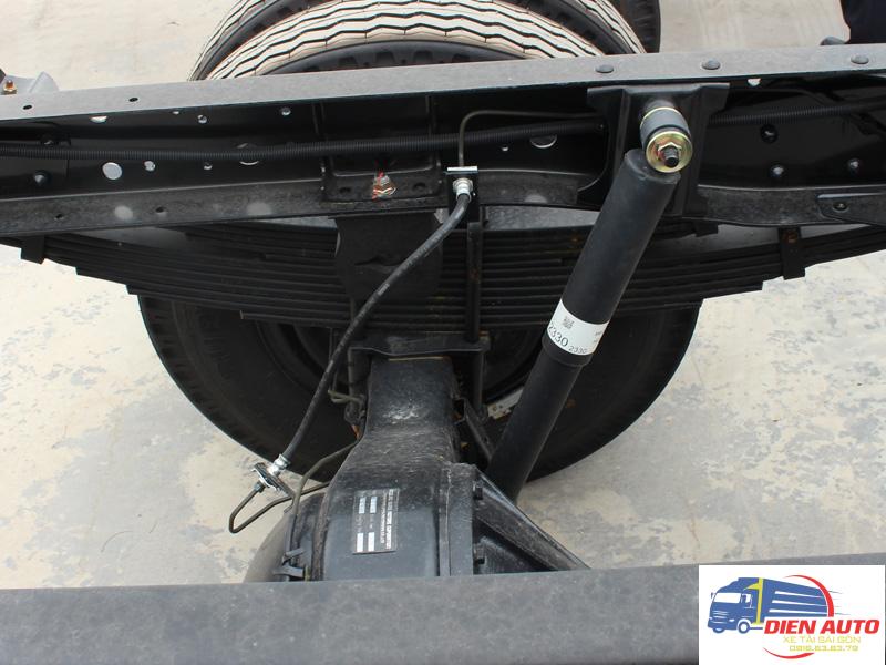 Xe Tải Vĩnh Phát FN129L4 7T5 Thùng Bạt Bửng Nâng