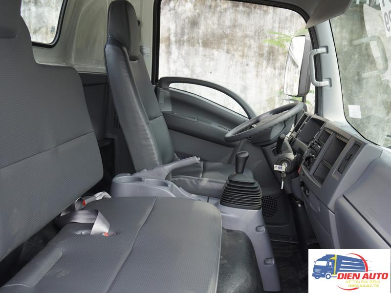 Xe Tải Isuzu NPR85KE4 3 Tấn Chở Gia Cầm