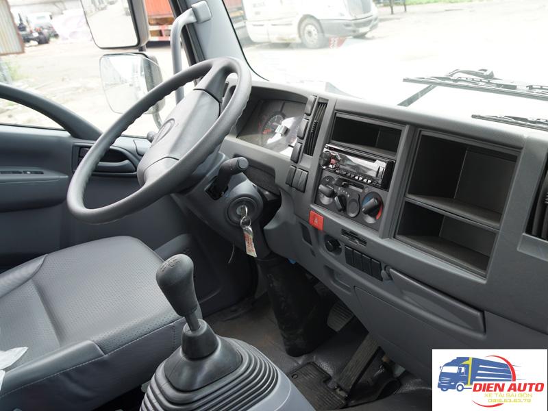 Xe Tải Isuzu FRR90QE5 4.8 Tấn Thùng Chở Gia Cầm