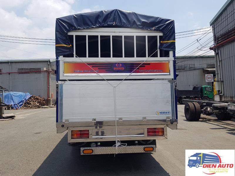 Xe Tải Hino FC9JJTC 6 Tấn Thùng Bạt