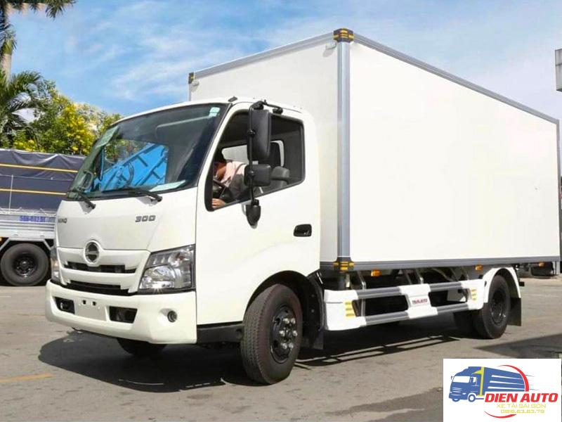 Xe Tải Hino XZU710L 2T2 Thùng Bảo Ôn
