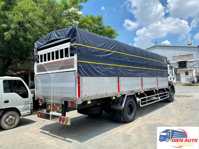 Xe Tải Isuzu FVR34UE4 7.5 Tấn Thùng Bạt