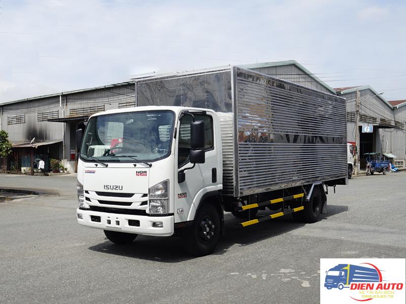xe-tai-Isuzu-5T5-thung-kin-NQR75ME4-h2