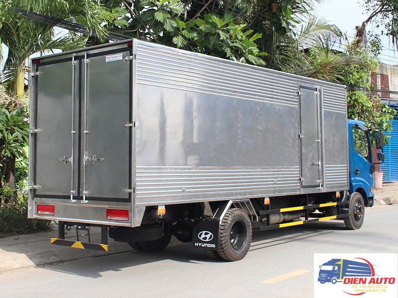 Xe Tải Veam VT490 5 Tấn Thùng Kín
